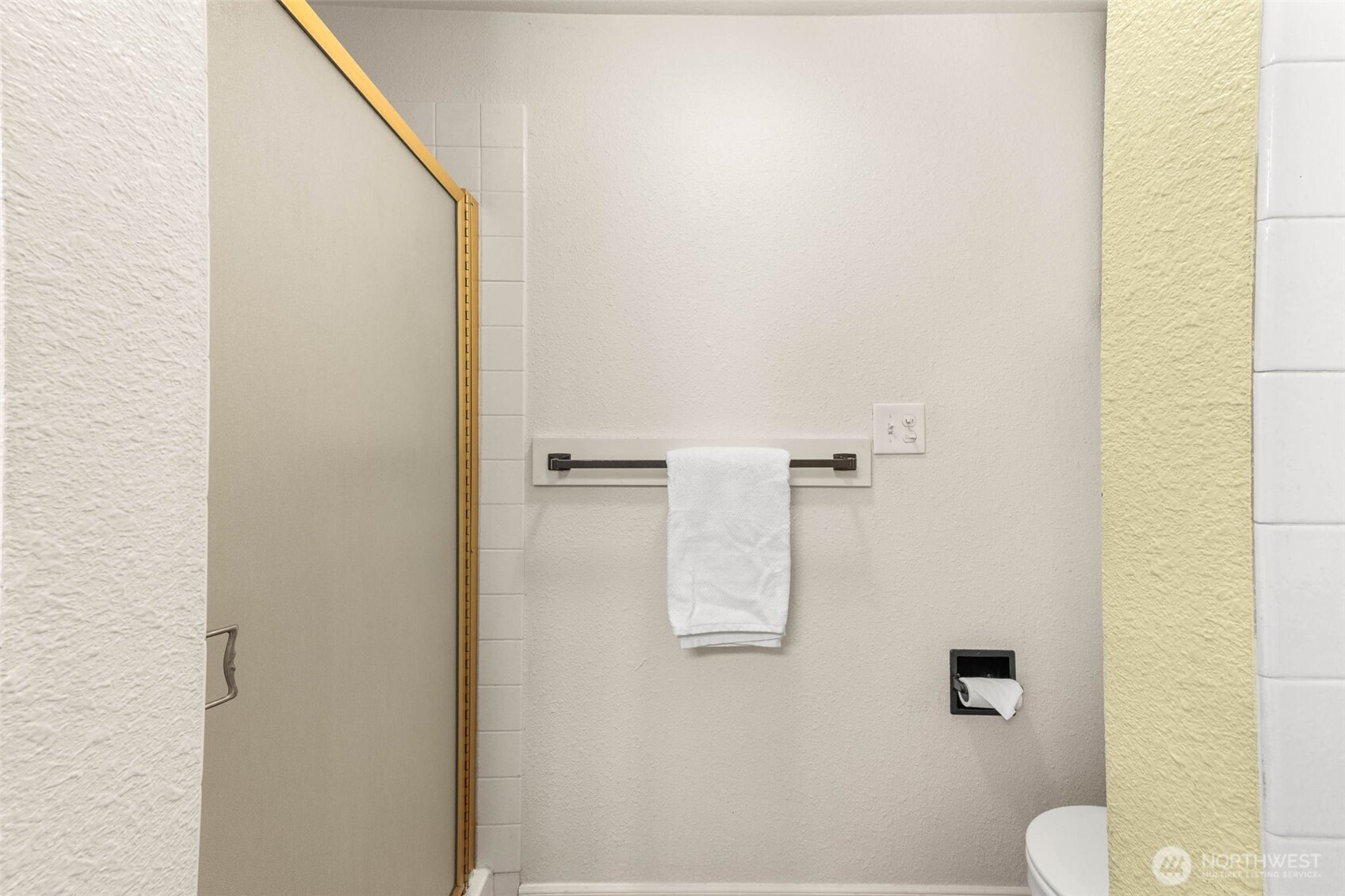 909 30th Street 2c Property Photo 27