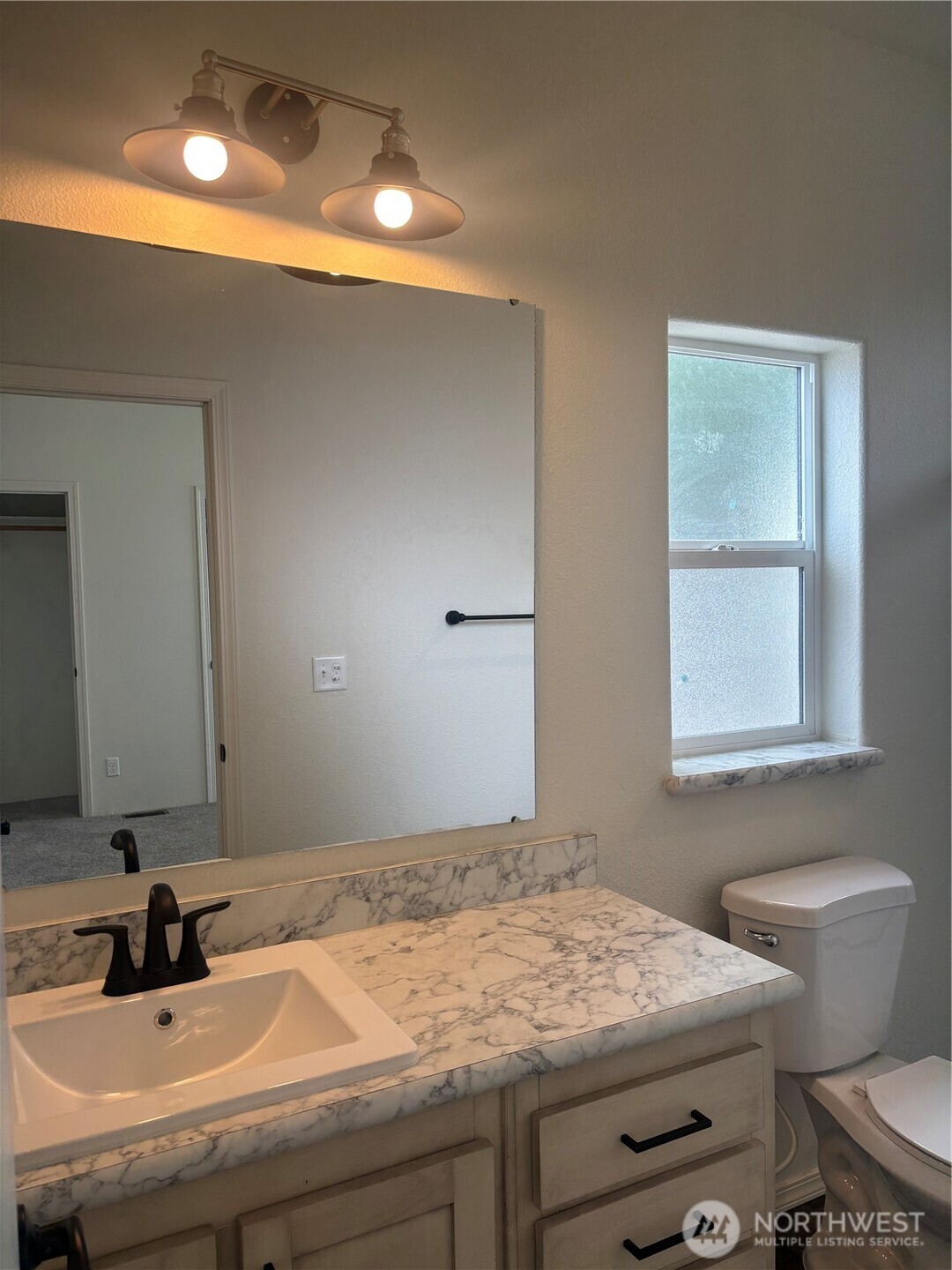1321 Fort Property Photo 19
