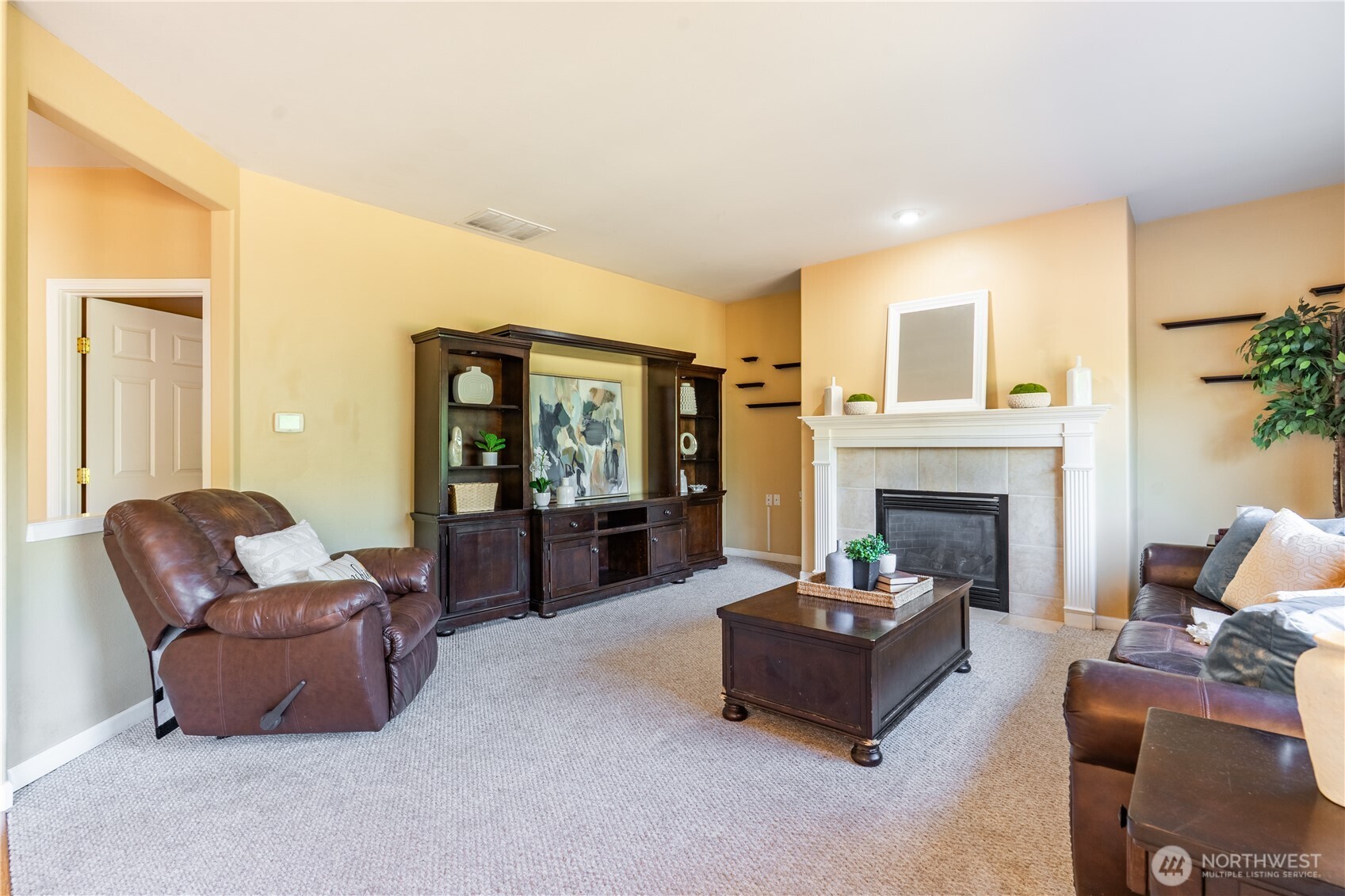 30334 121st Place Property Photo 5