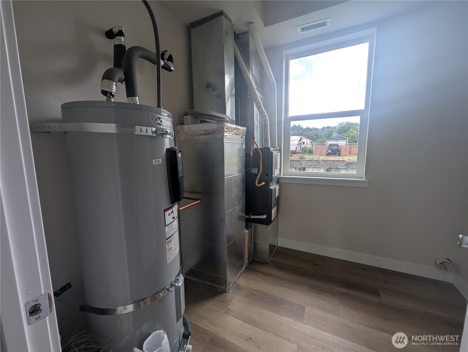 201 Stanley Avenue Property Photo 17