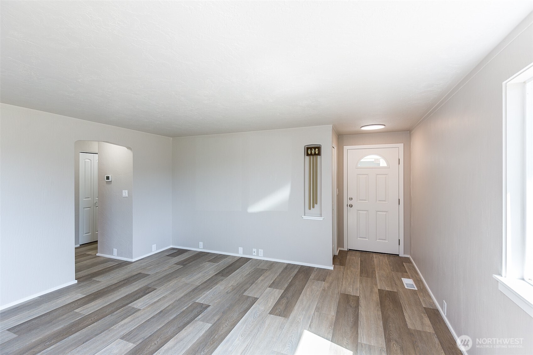 319 N Dunlap Street Property Photo 4
