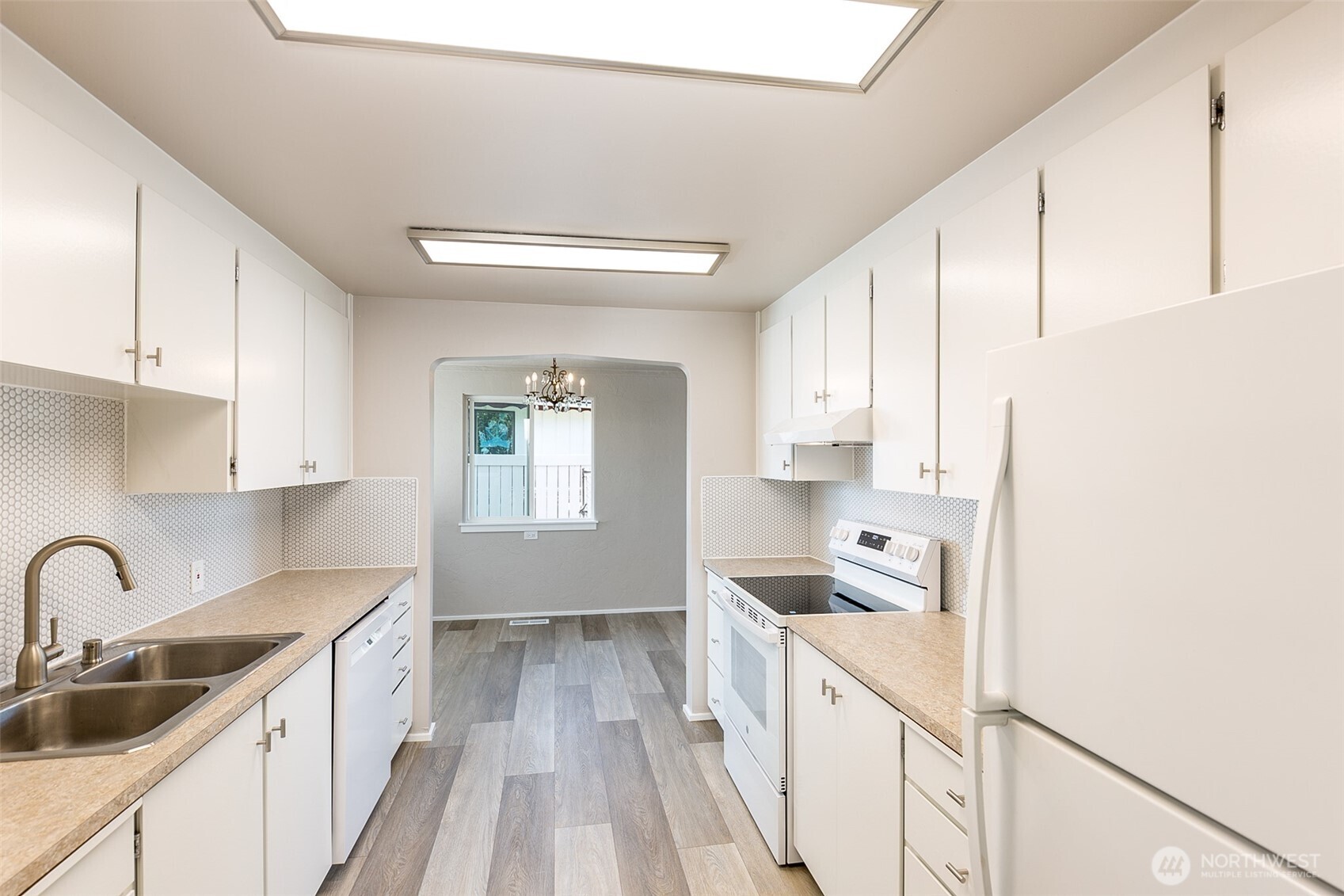 319 N Dunlap Street Property Photo 5