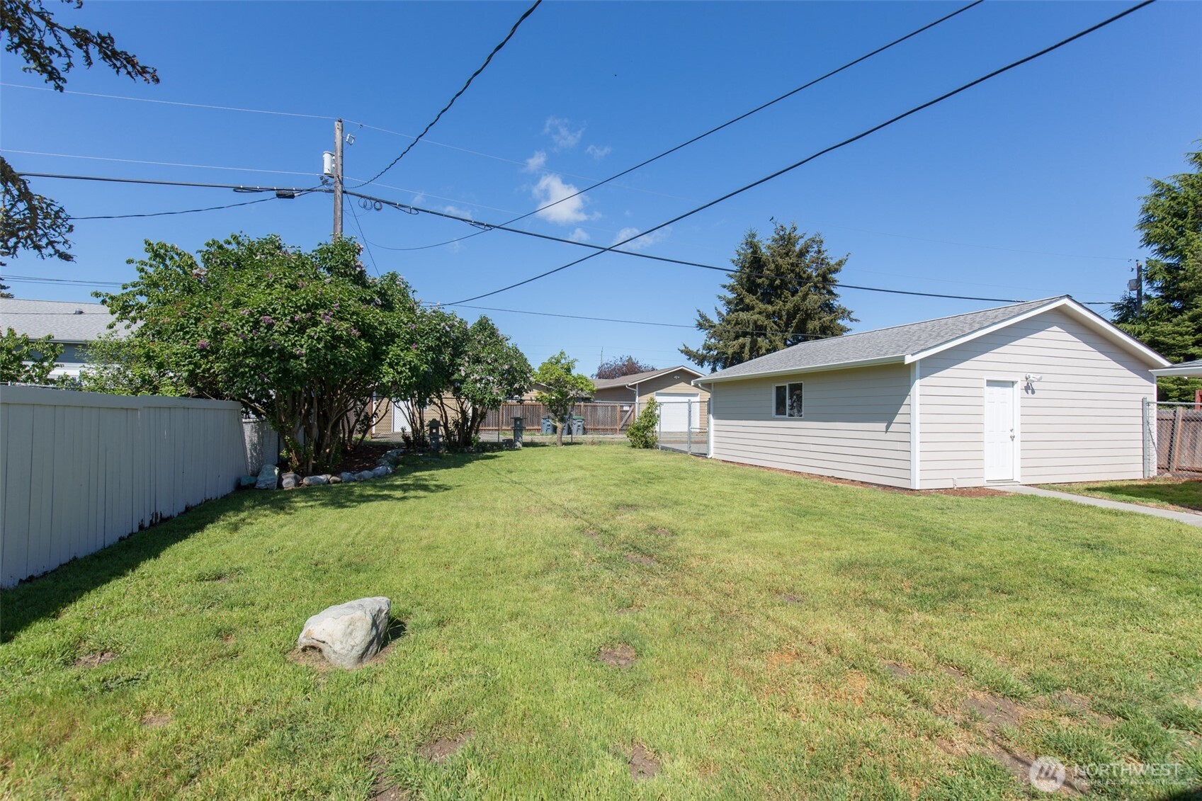 319 N Dunlap Street Property Photo 26