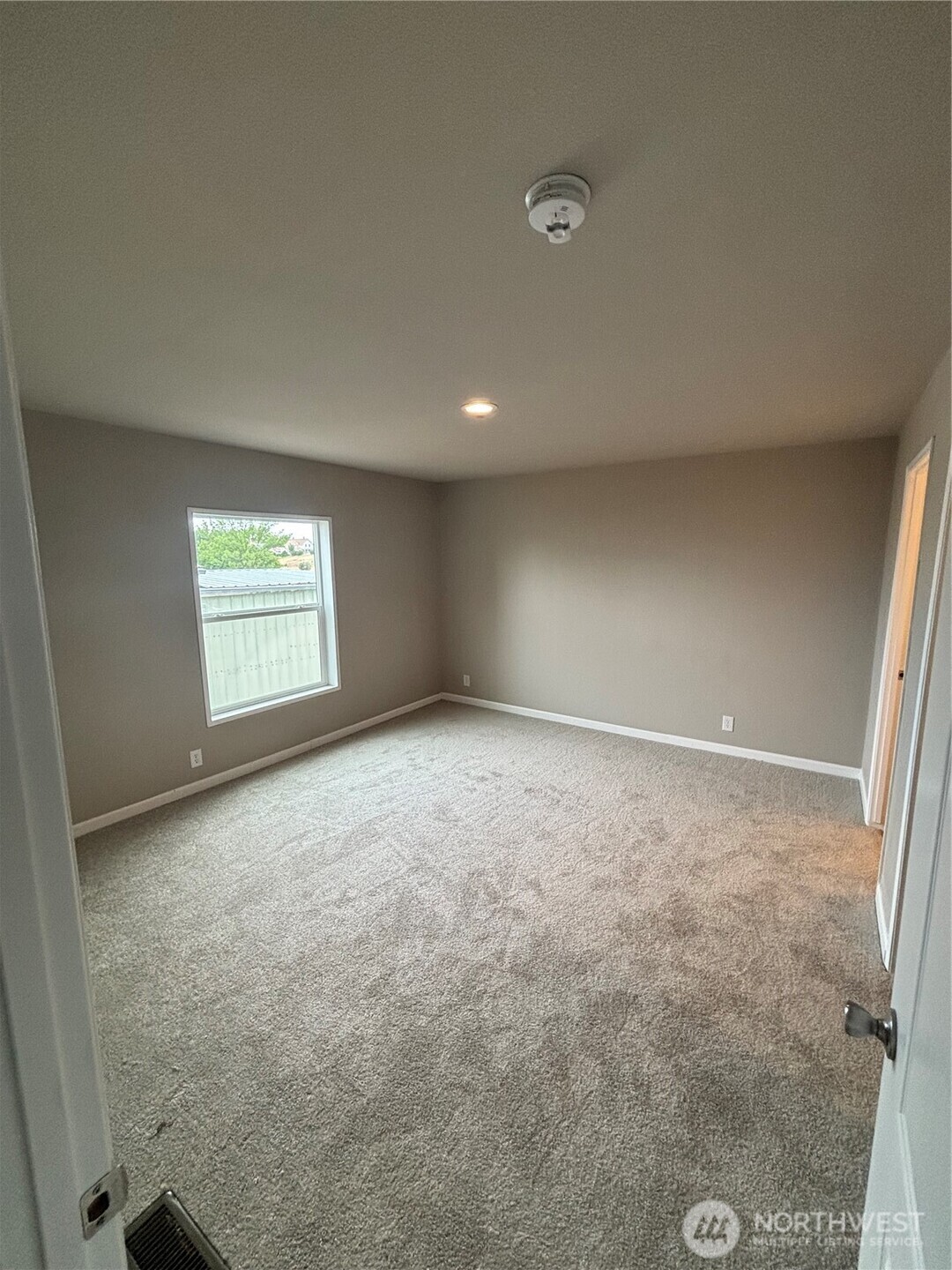 1310 Samuel Property Photo 12