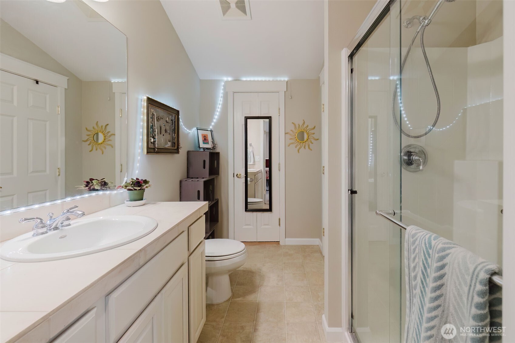 160 E Soderberg Road H24 Property Photo 28
