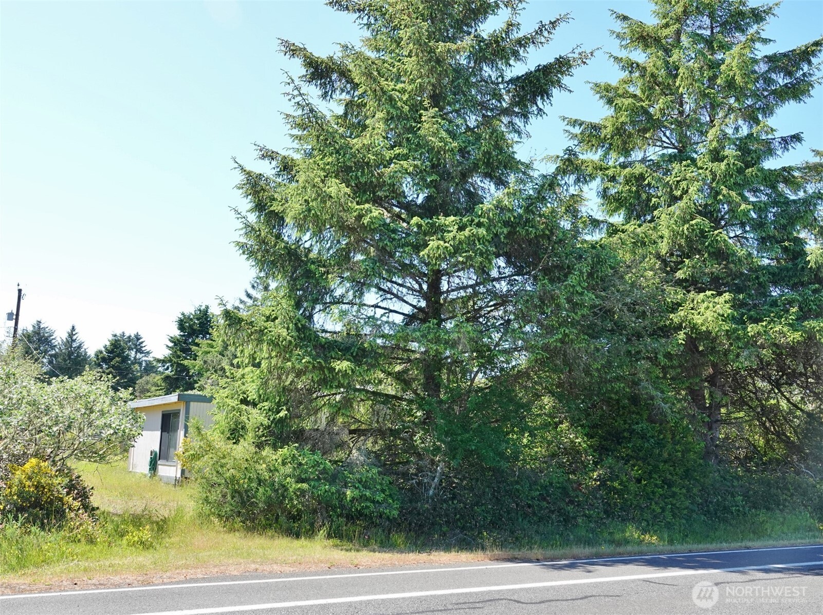 307 Pt Brown Avenue Property Photo 7