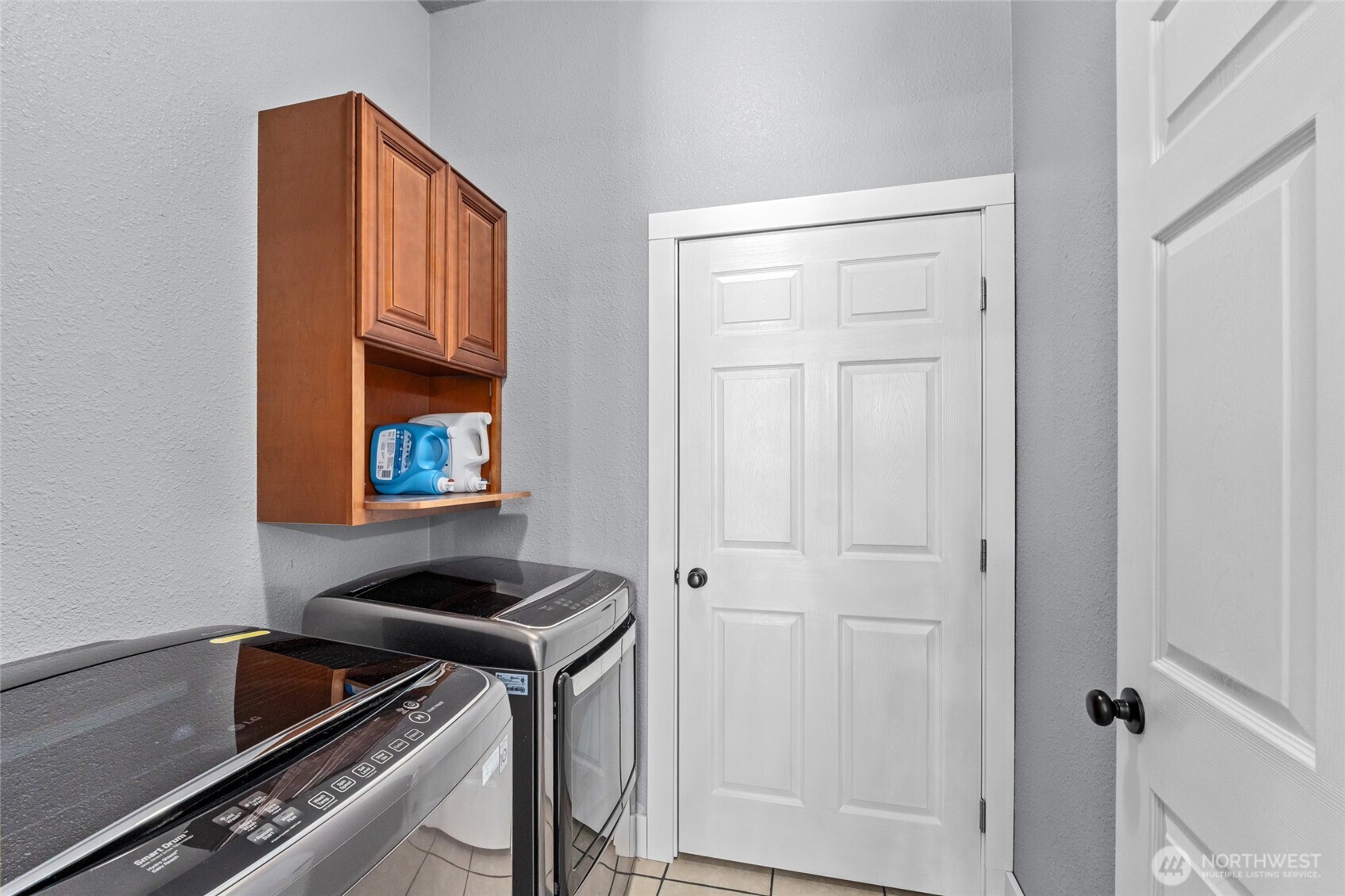 1196 Sunrise Way Property Photo 10