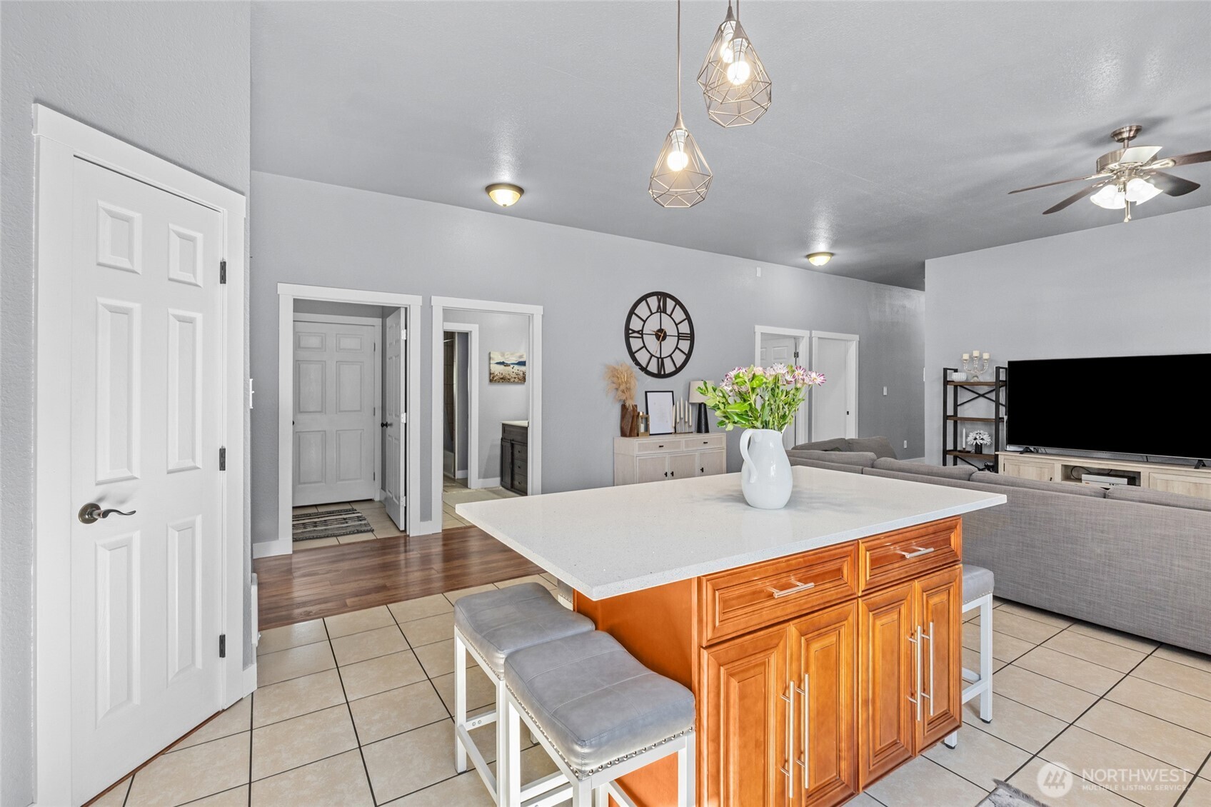 1196 Sunrise Way Property Photo 18
