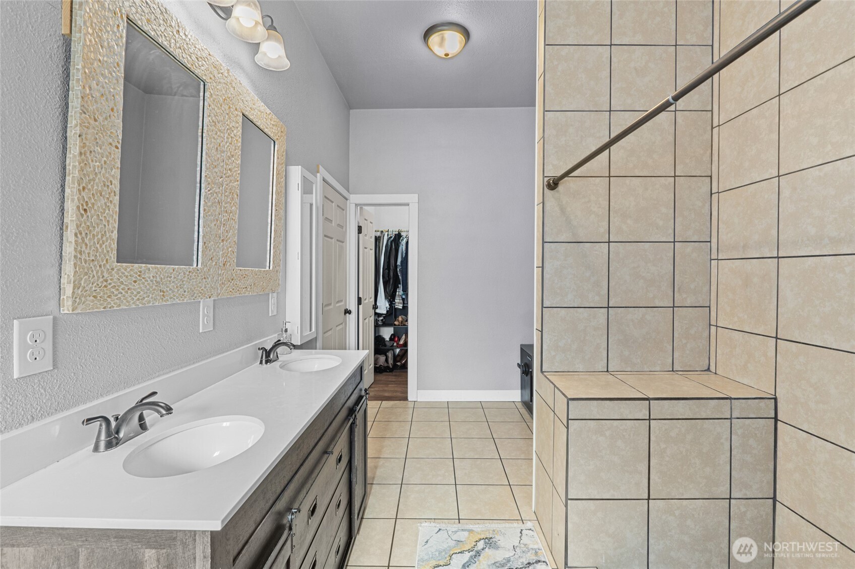 1196 Sunrise Way Property Photo 27