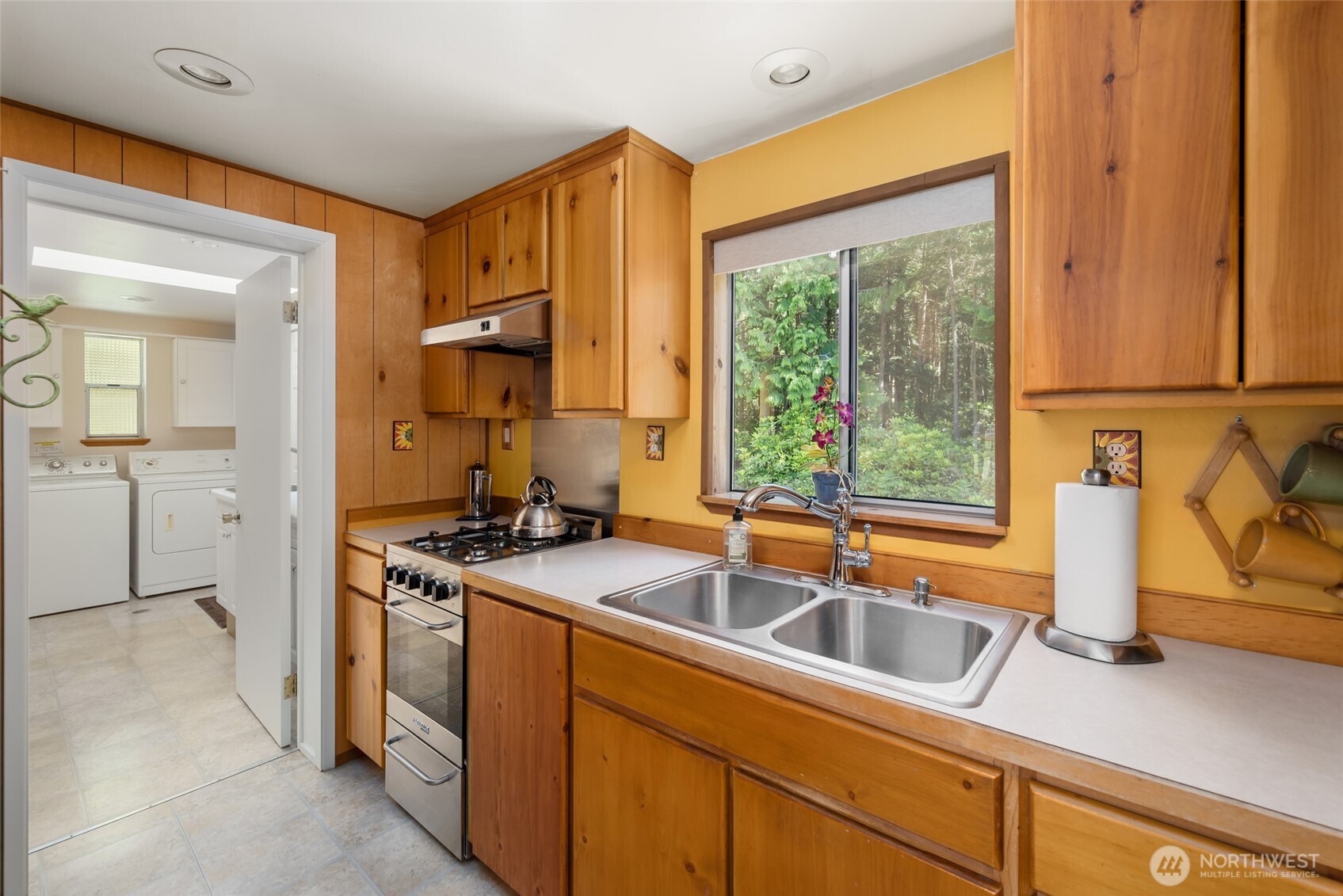 2161 Winterhawk Lane Property Photo 17