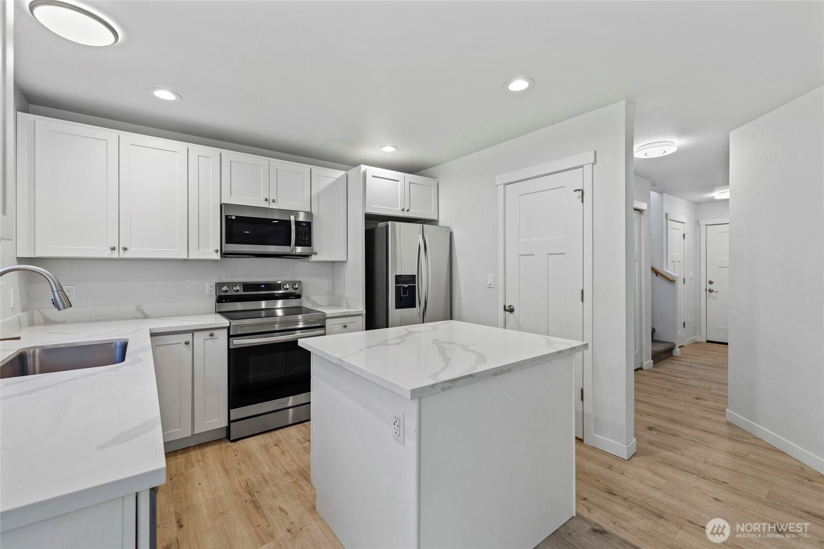 1299 Russell Drive Property Photo 11