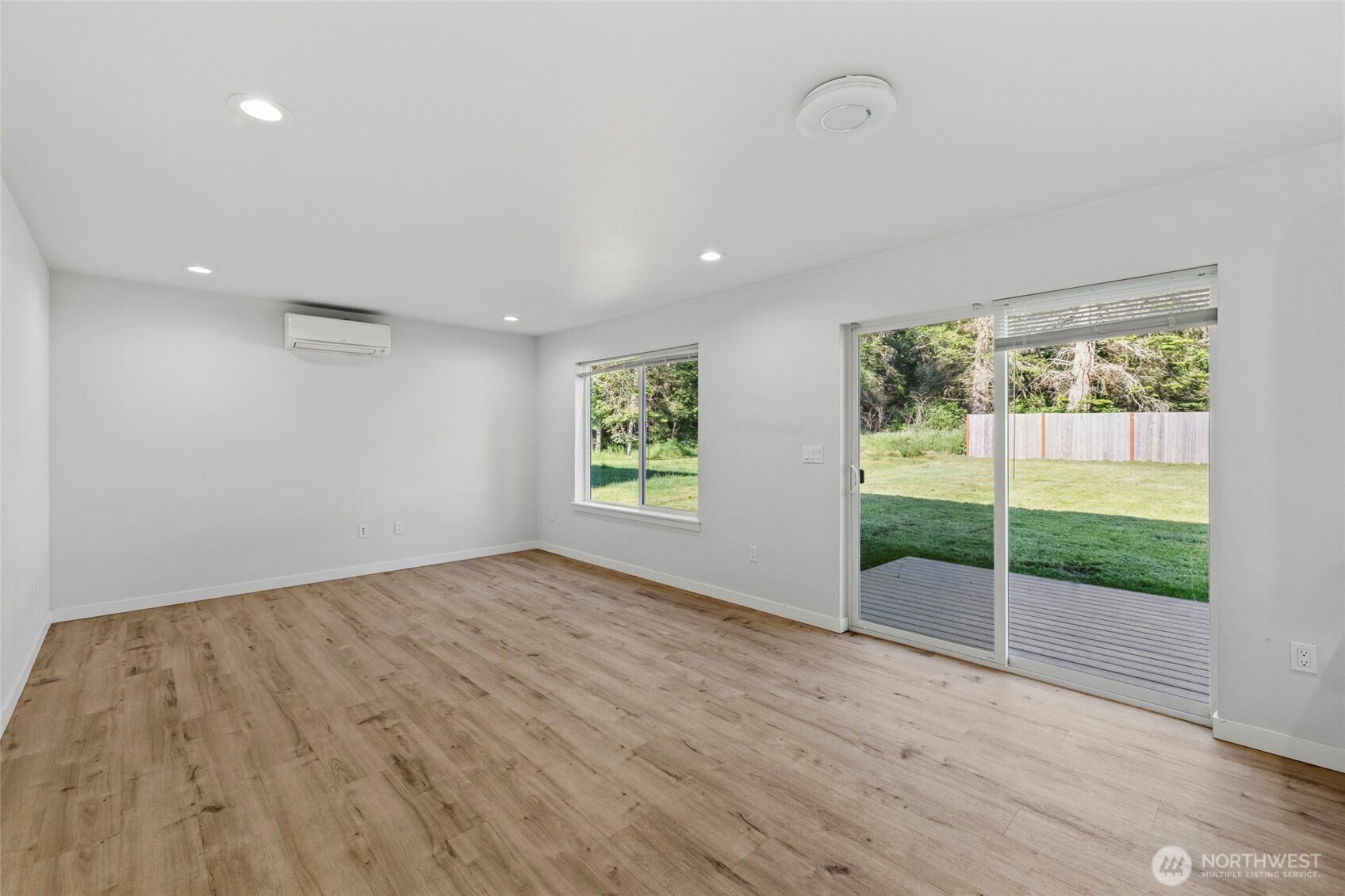 1299 Russell Drive Property Photo 15
