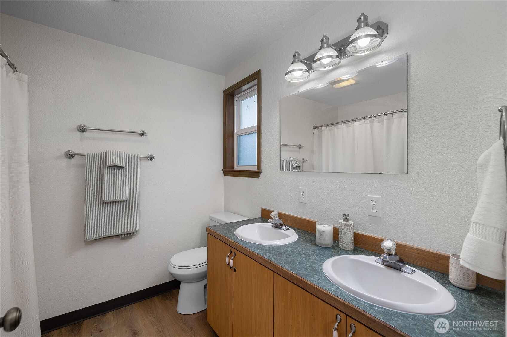 402 E Hiawatha Boulevard Property Photo 18