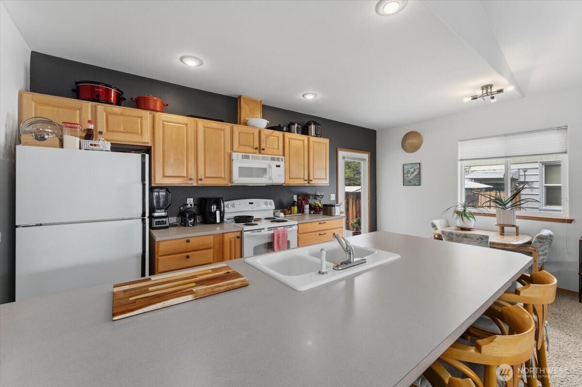 1002 Vassar Avenue Property Photo 15