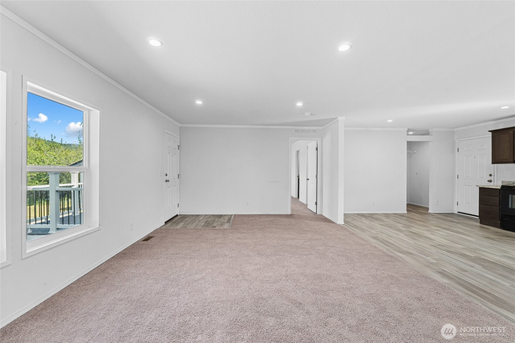 8 Mallard Lane Property Photo 11