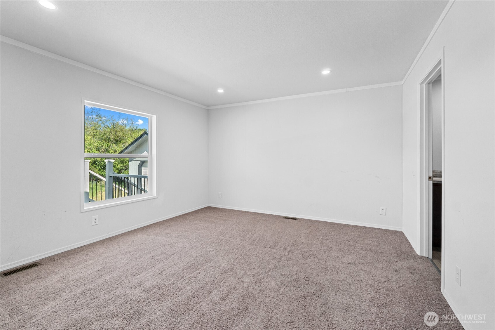 8 Mallard Lane Property Photo 16