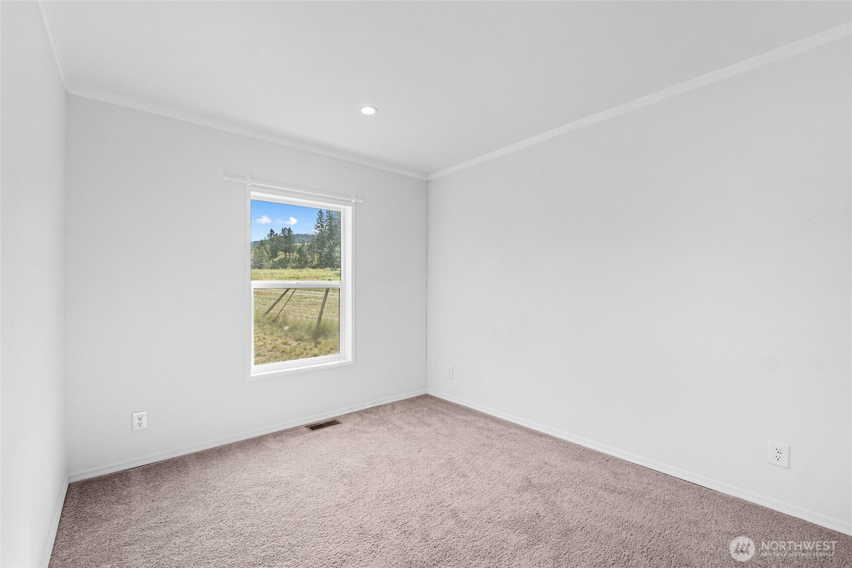 8 Mallard Lane Property Photo 22