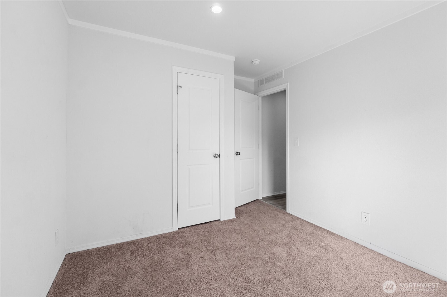 8 Mallard Lane Property Photo 23