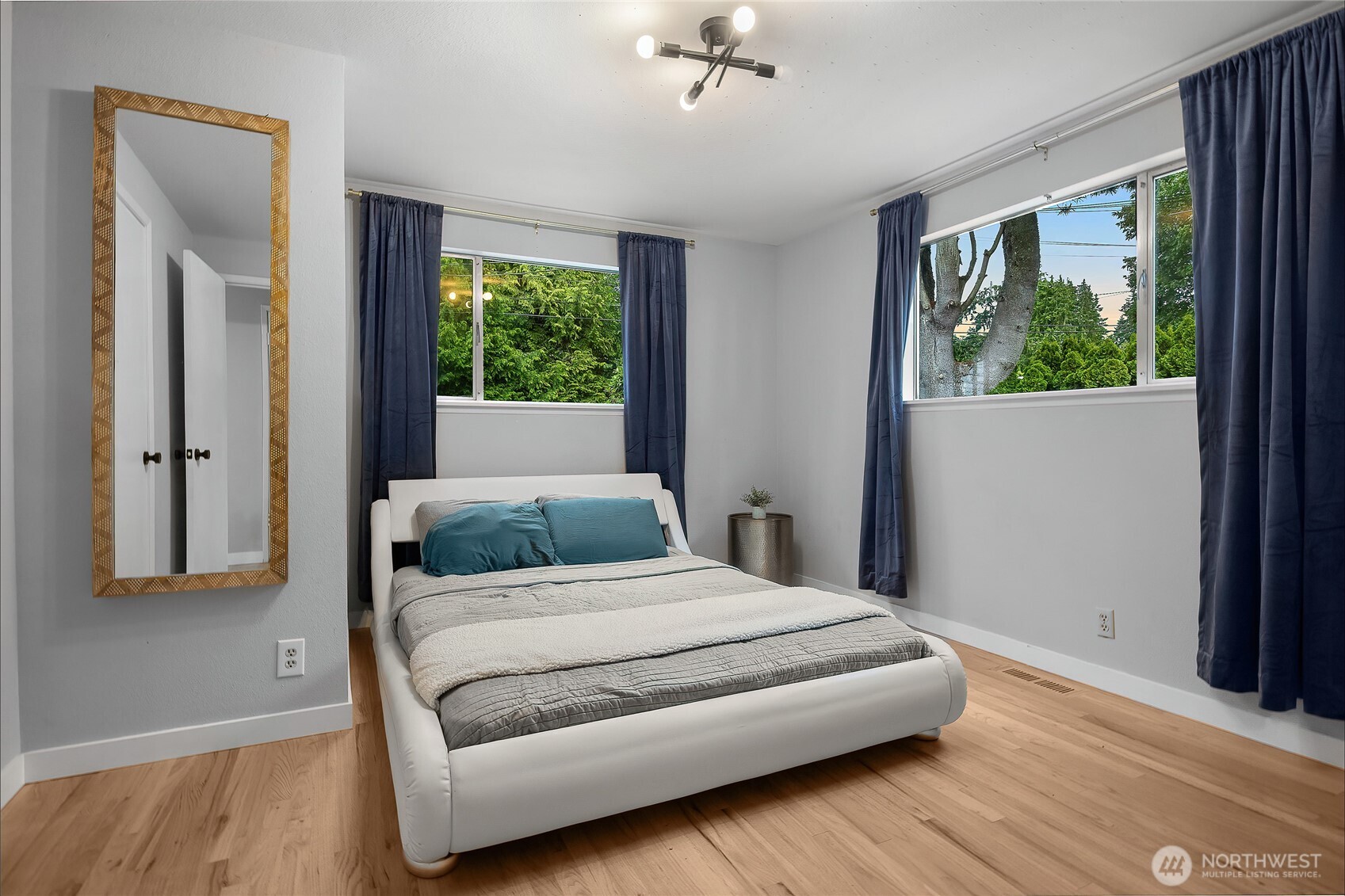 18230 88th Avenue Property Photo 21