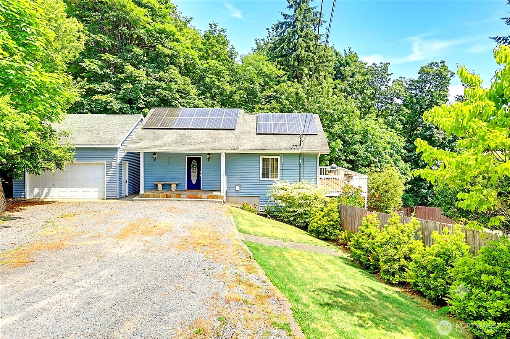 663 Vesper Way Property Photo 6