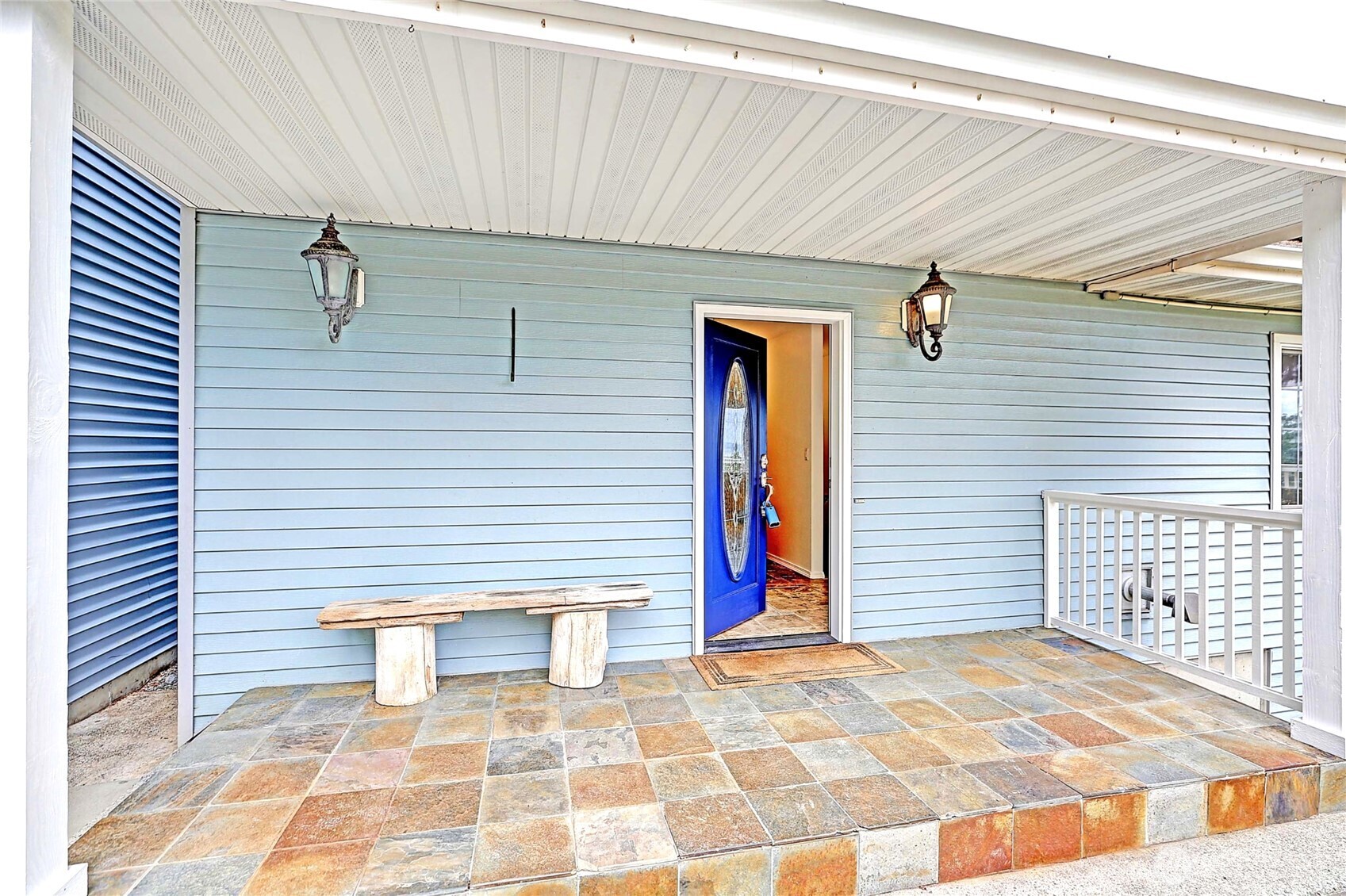 663 Vesper Way Property Photo 7