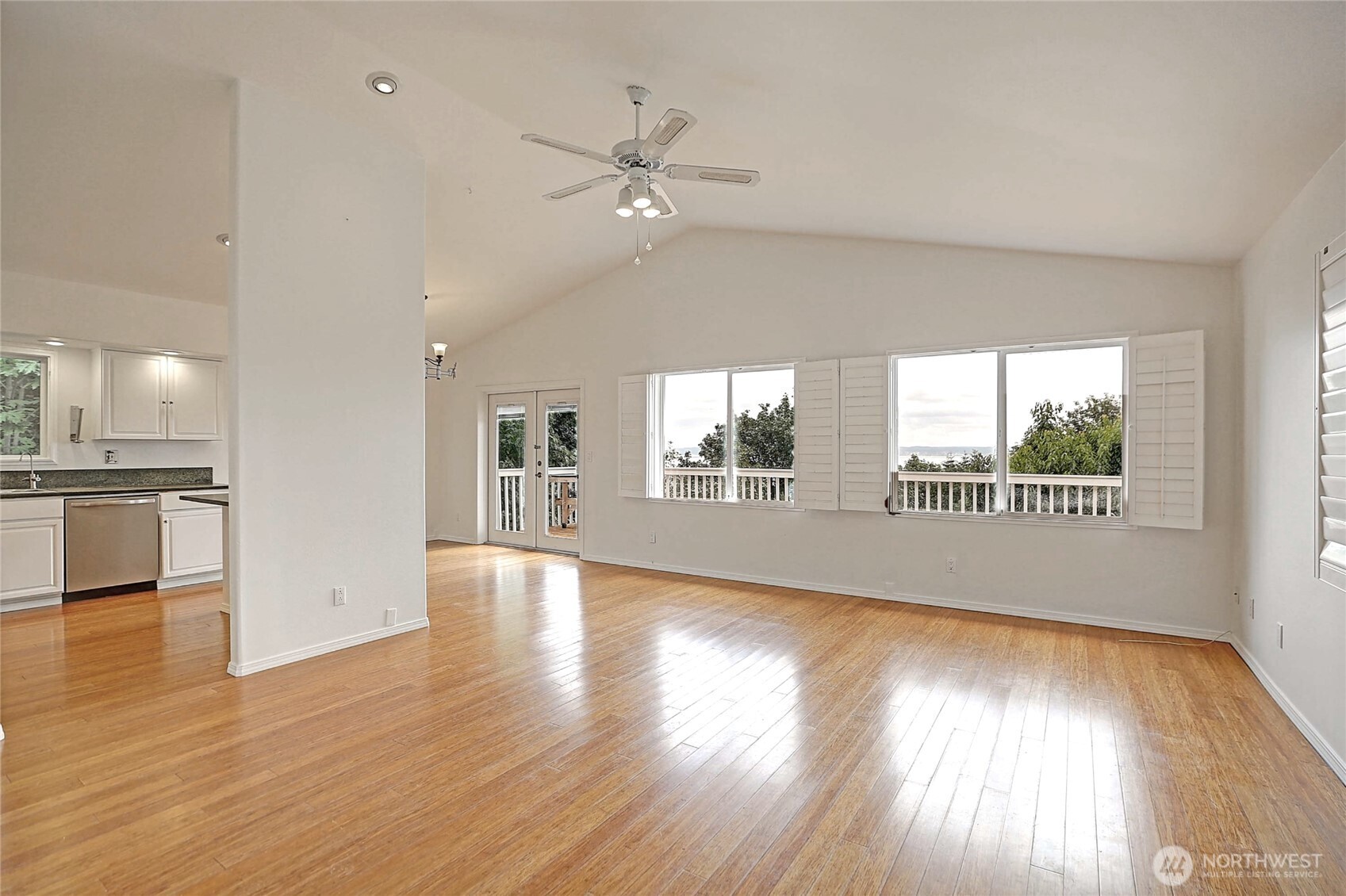 663 Vesper Way Property Photo 16