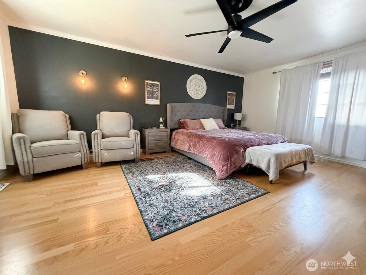 260 Lincoln Avenue Property Photo 24