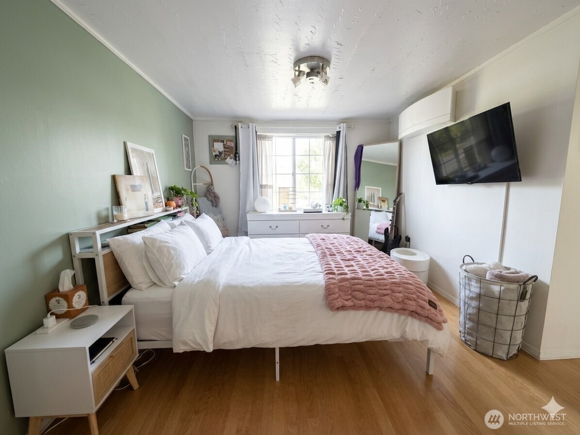 260 Lincoln Avenue Property Photo 27