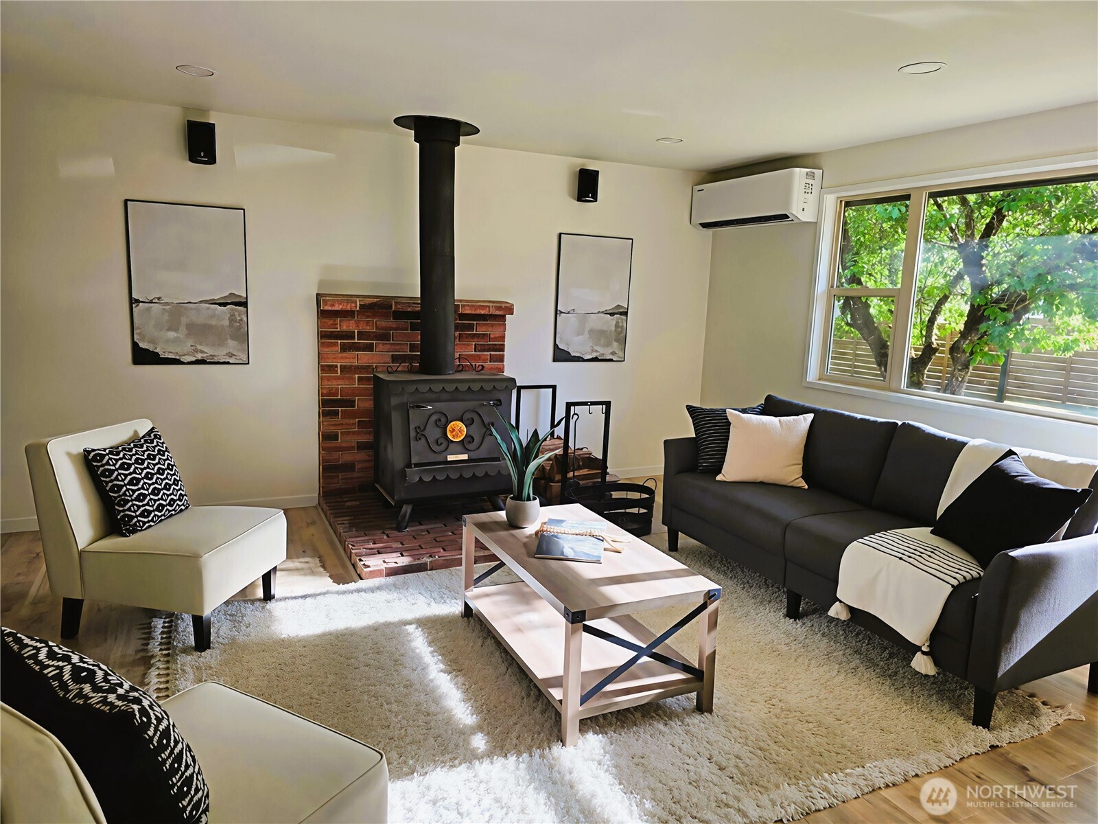 31 Se Campfire Court Property Photo 8