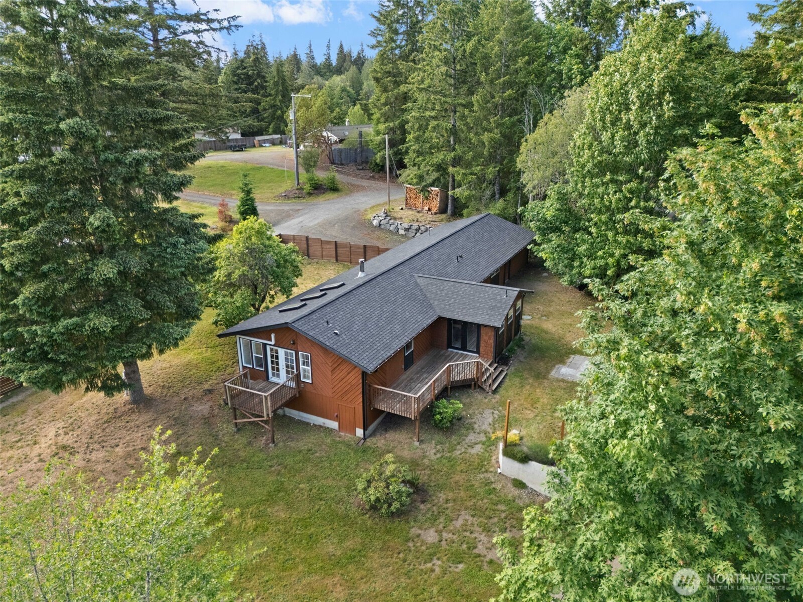31 Se Campfire Court Property Photo 23