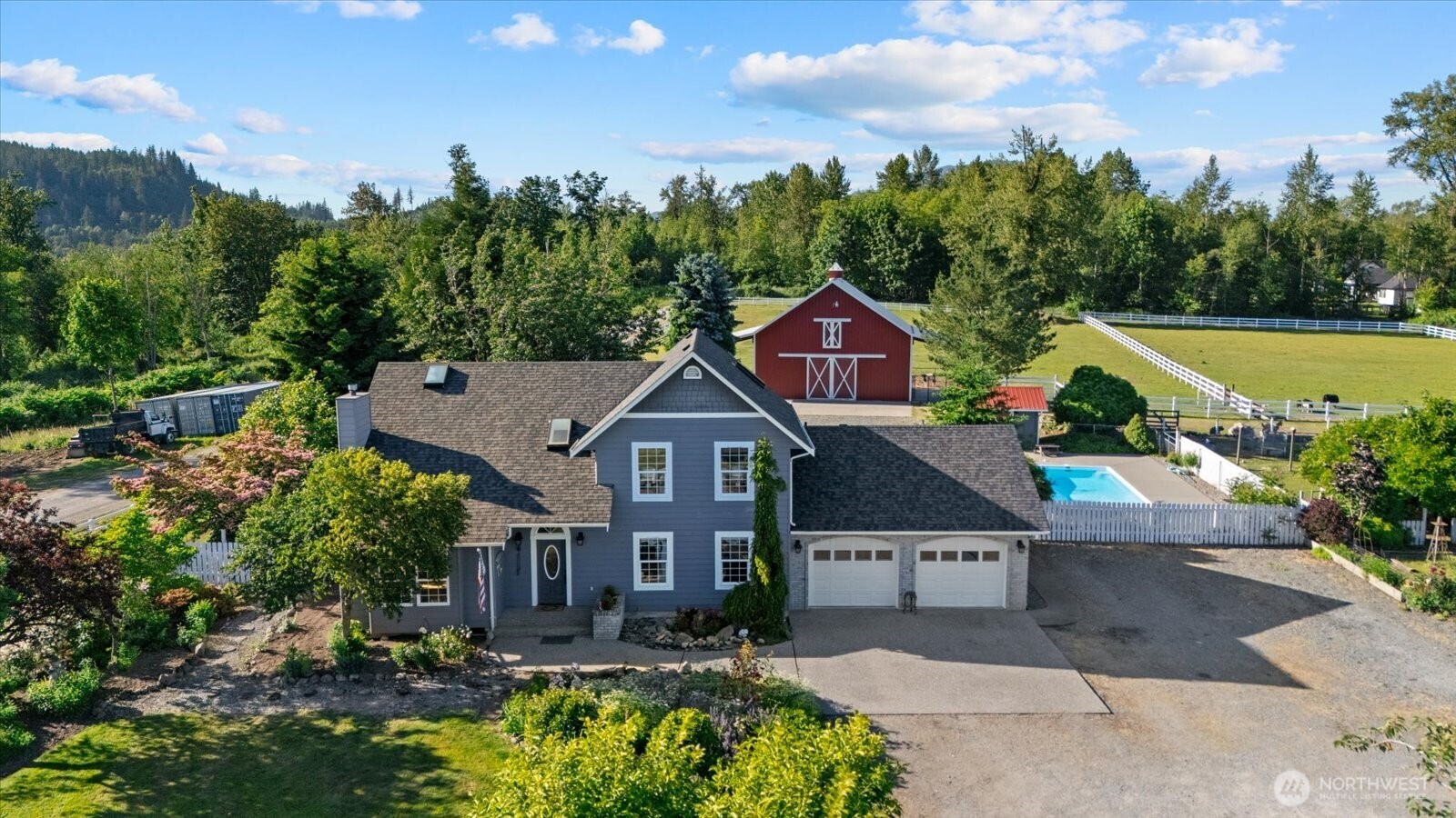 22285 Cully Road Property Photo 6