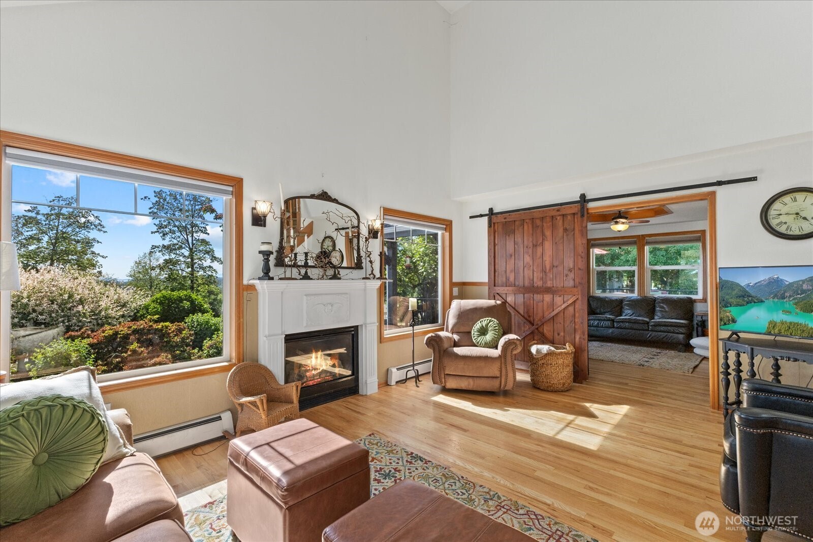 22285 Cully Road Property Photo 15