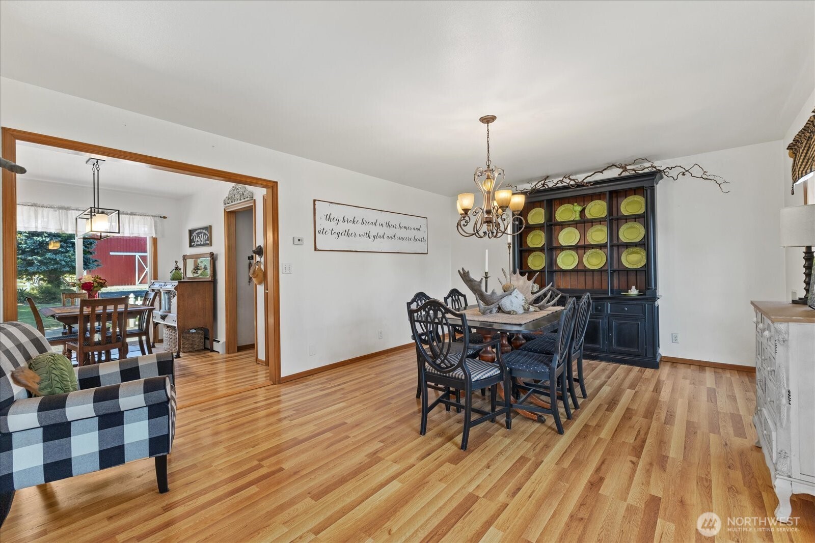 22285 Cully Road Property Photo 17