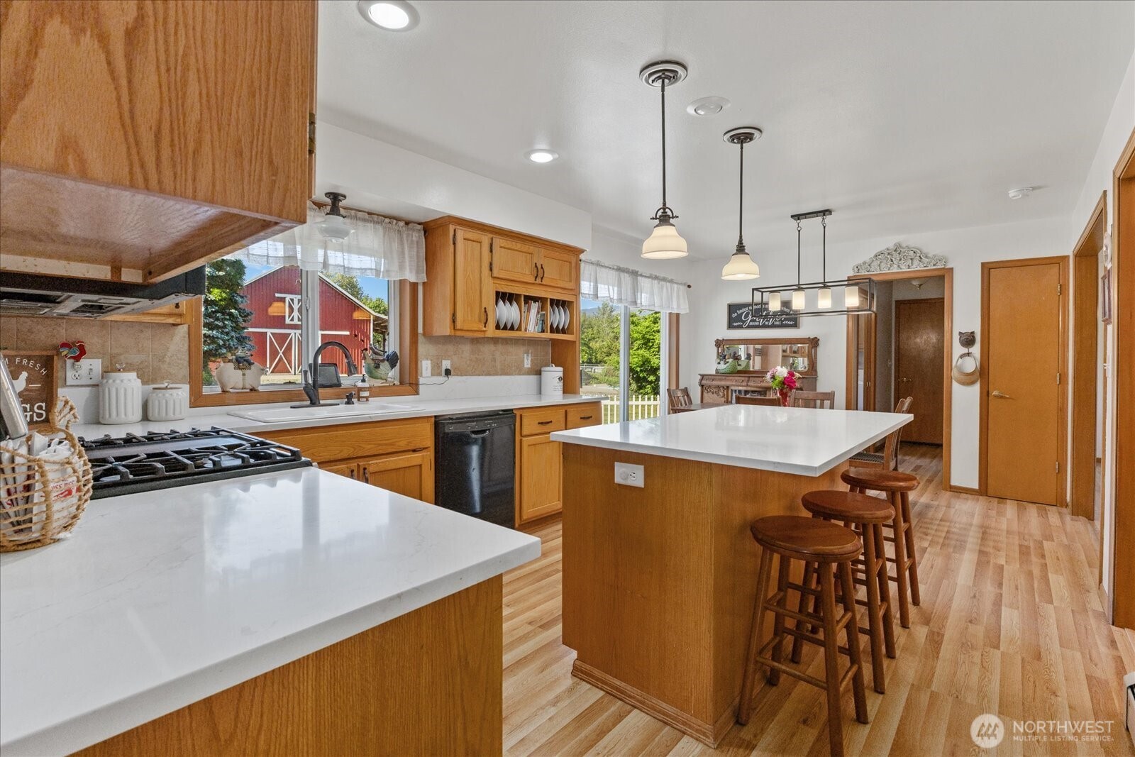 22285 Cully Road Property Photo 20