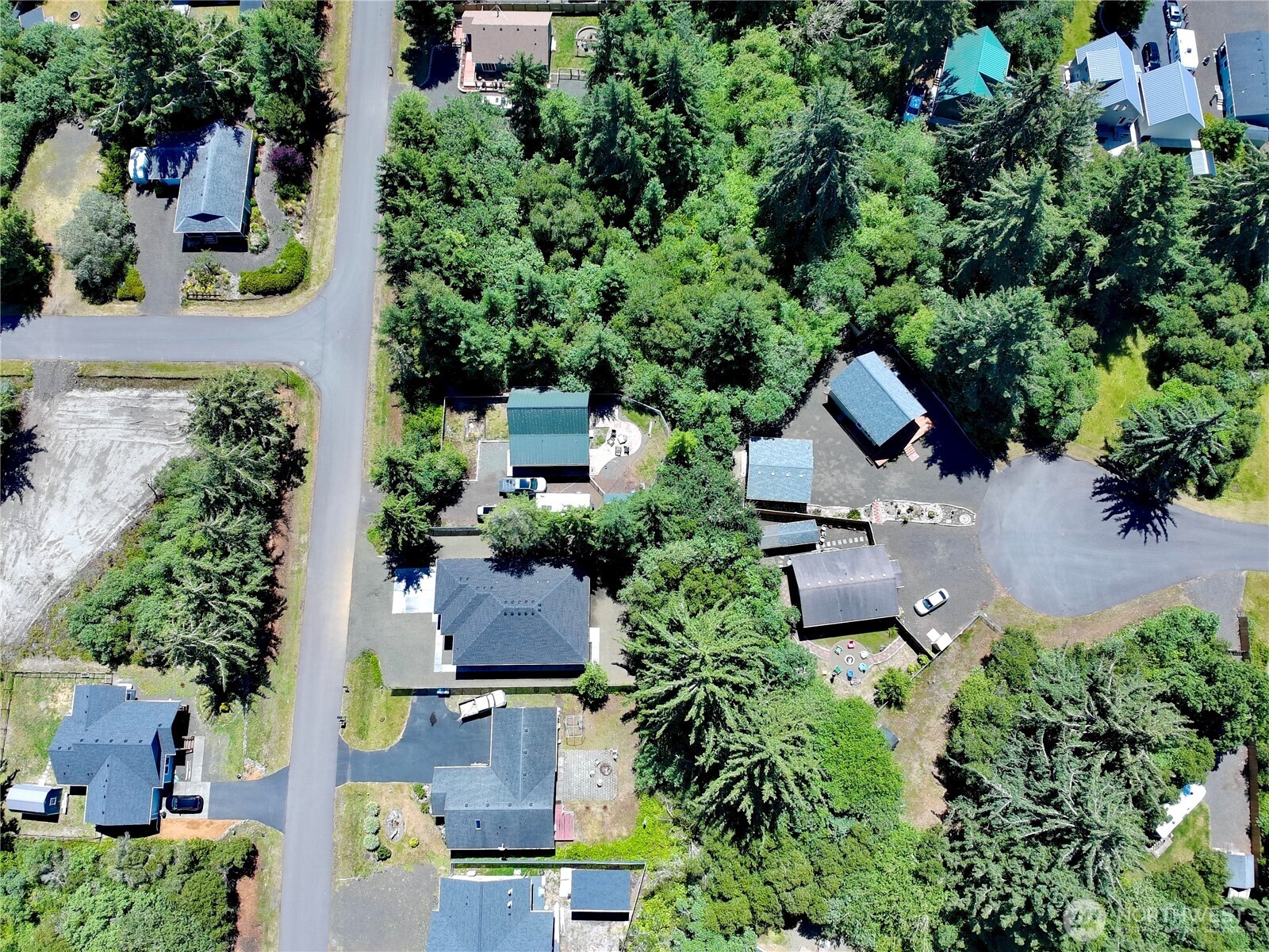 811 Vagabond Avenue Property Photo 36