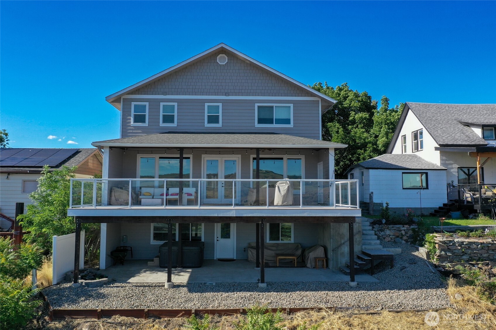 534 Dewberry Avenue Property Photo 2