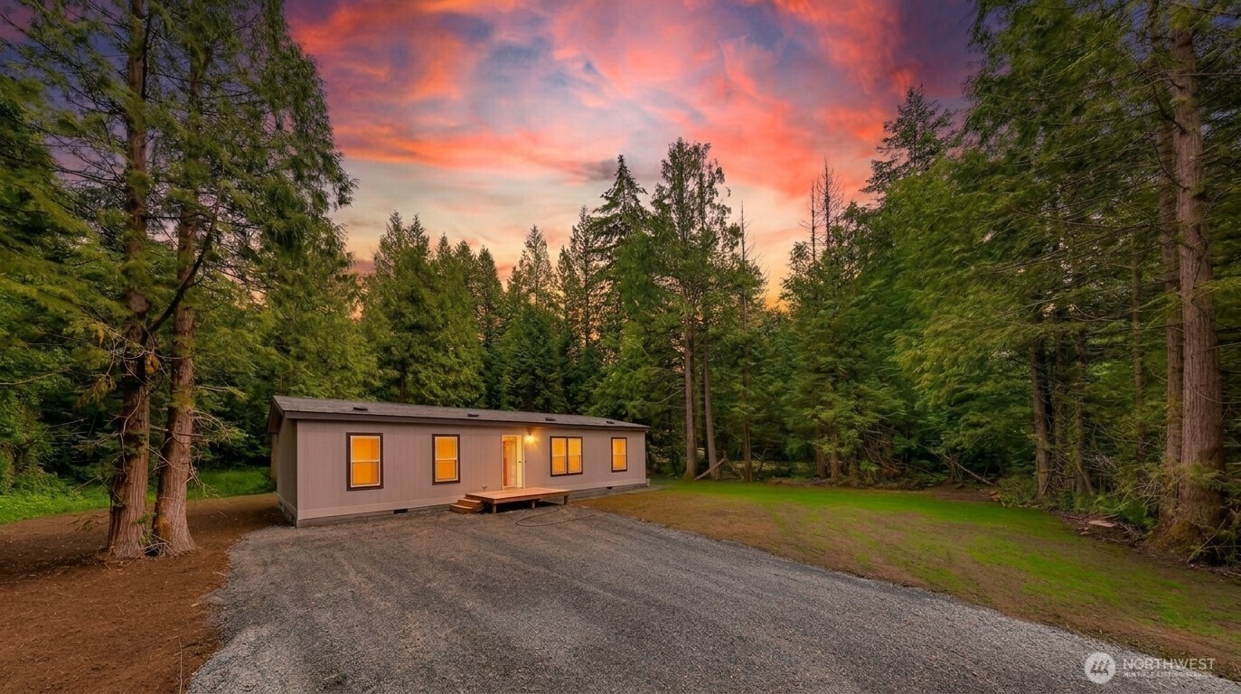 7944 Carson Road Property Photo 1