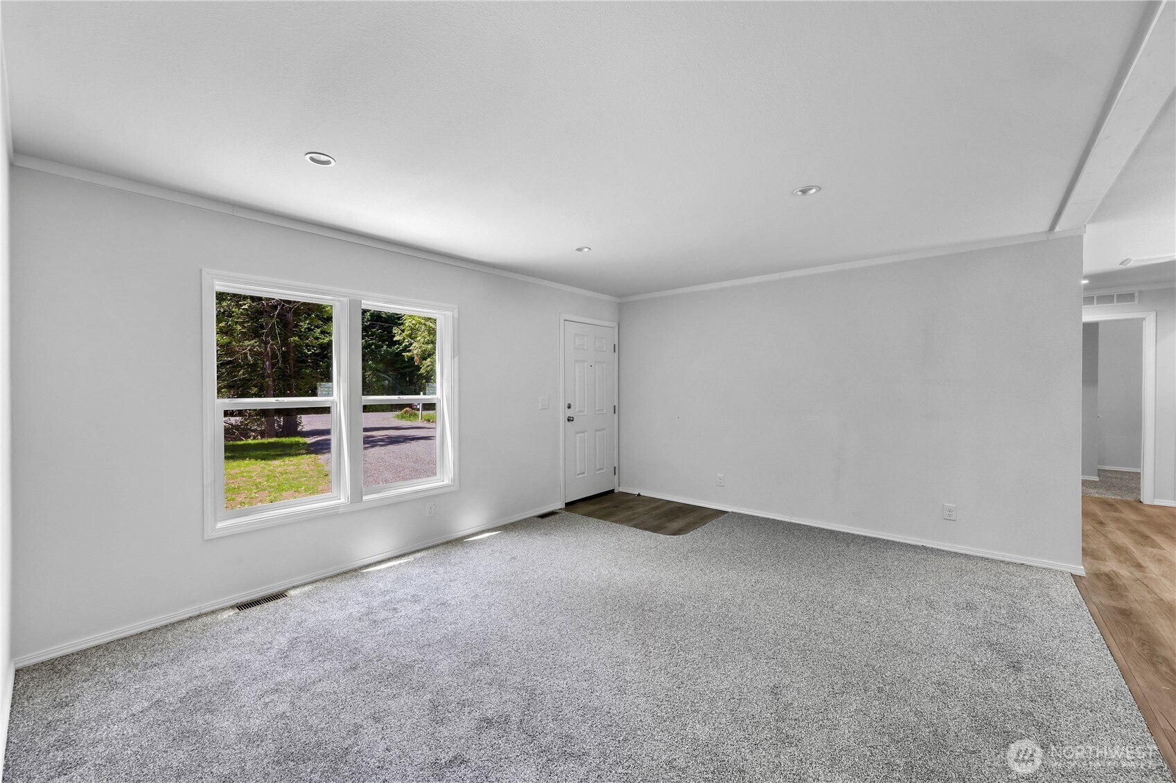 7944 Carson Road Property Photo 7