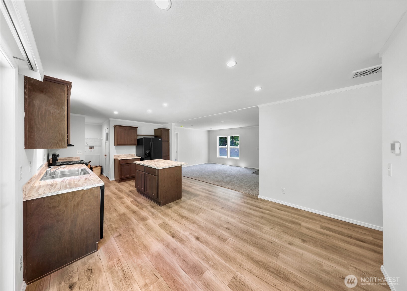 7944 Carson Road Property Photo 12