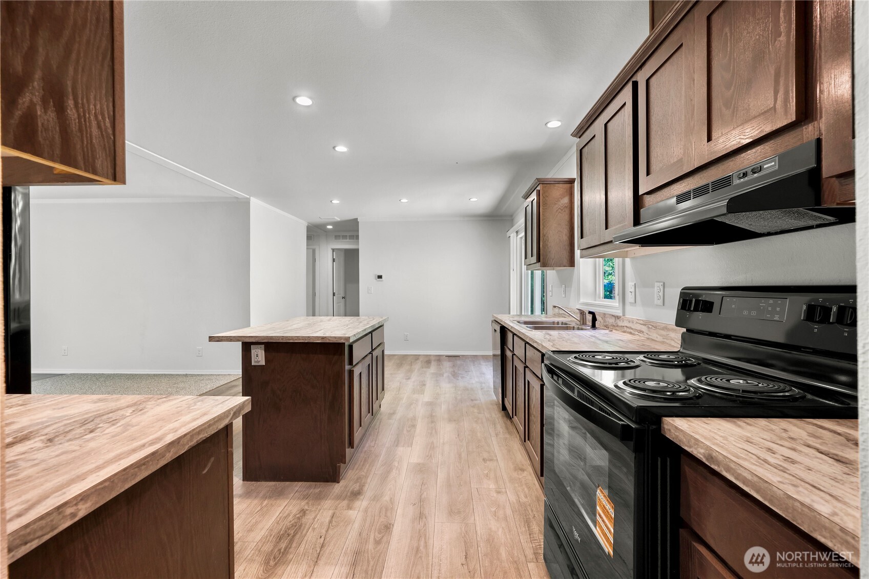7944 Carson Road Property Photo 14