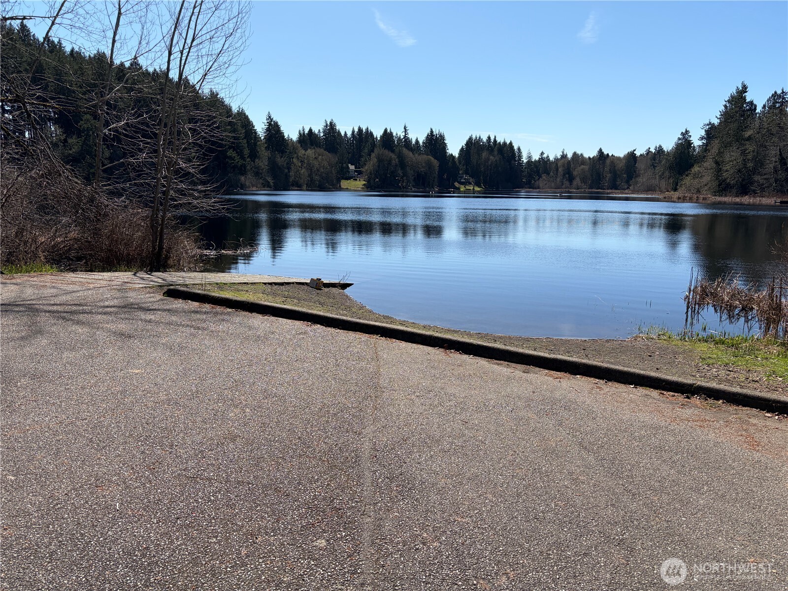 7129 Munn Lake Drive Property Photo 5