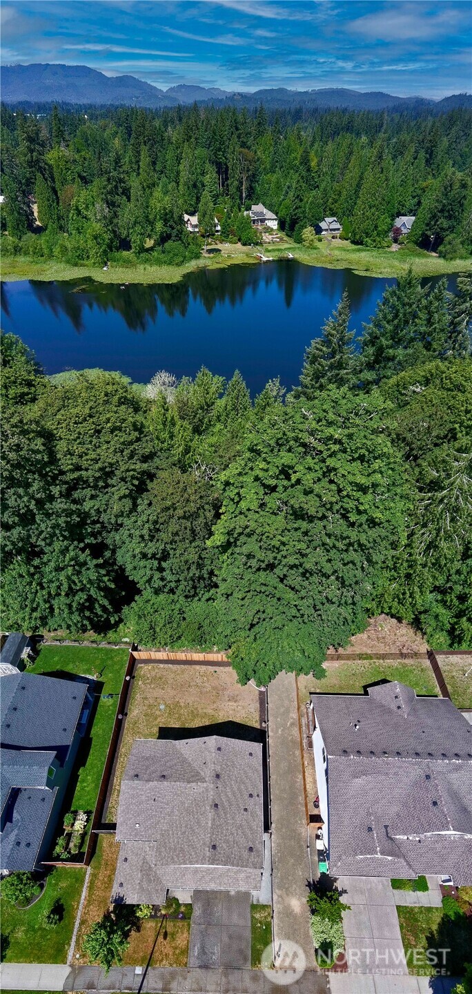 7129 Munn Lake Drive Property Photo 8