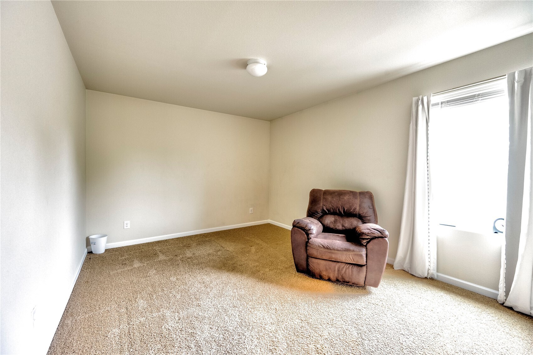7129 Munn Lake Drive Property Photo 18