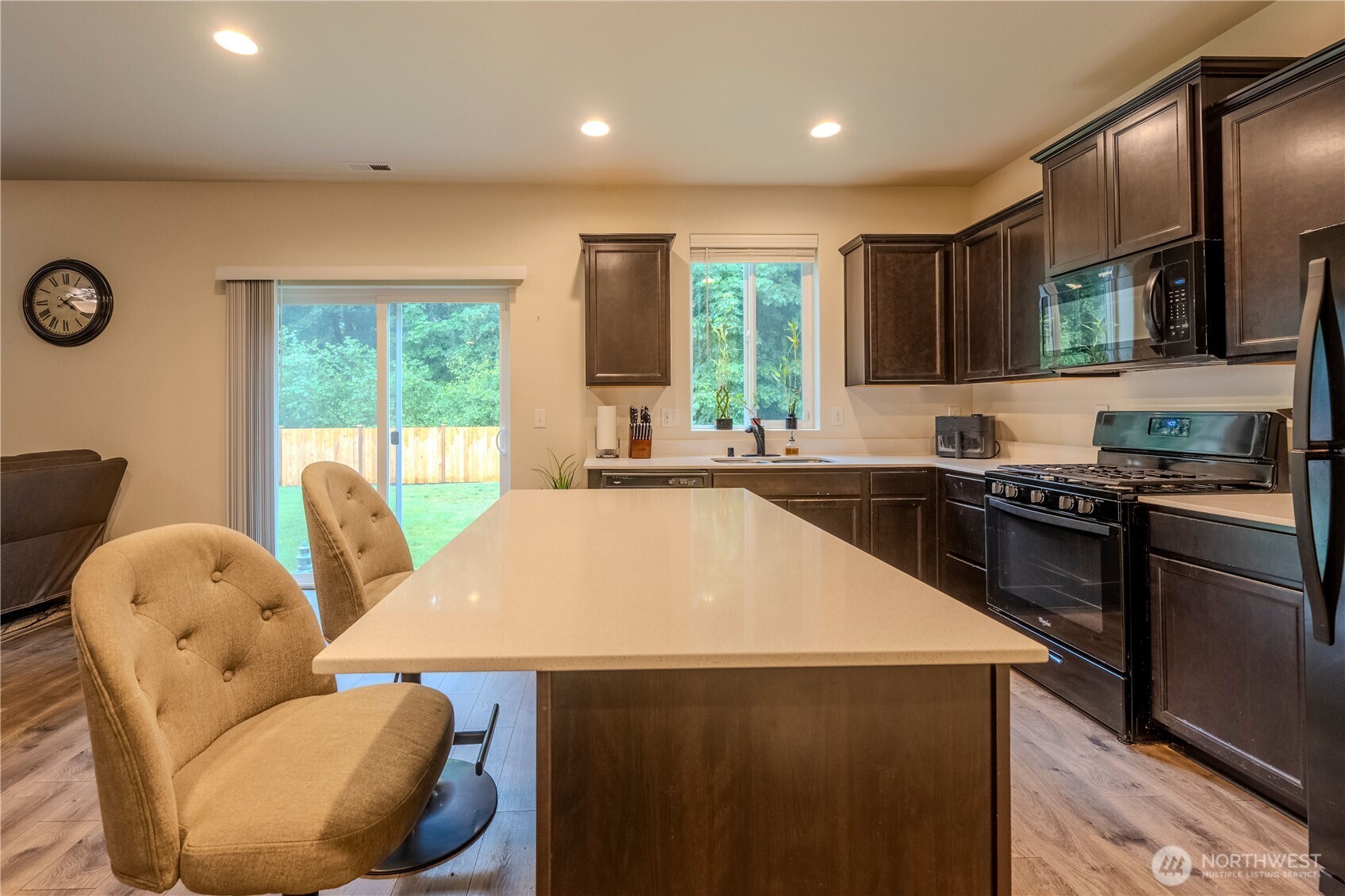 7129 Munn Lake Drive Property Photo 27