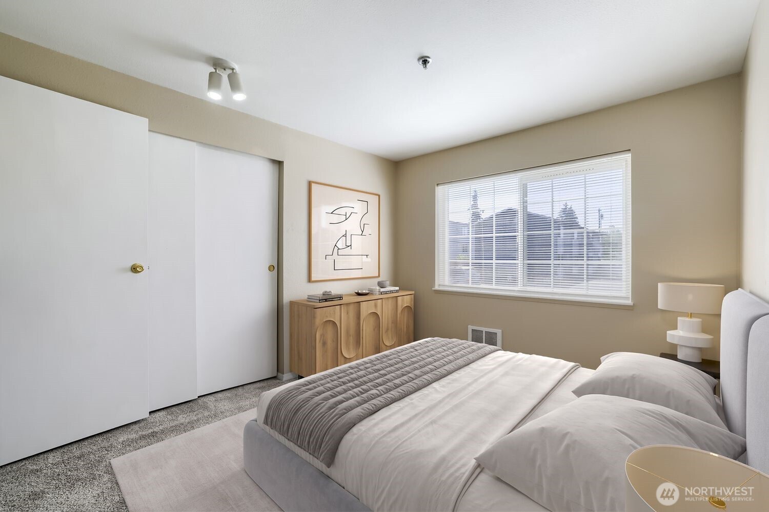 215 100th Street B-204 Property Photo 6