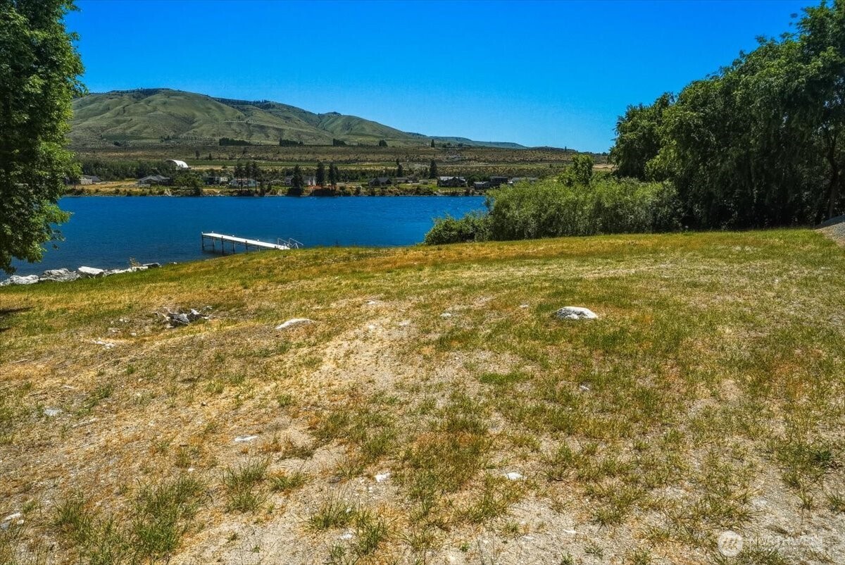200 Stayman Flats Rd Property Photo 14