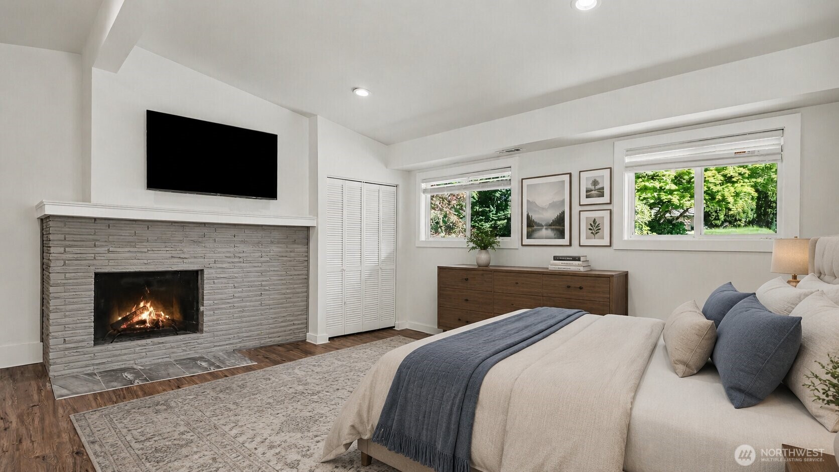 5318 193rd Place Property Photo 5