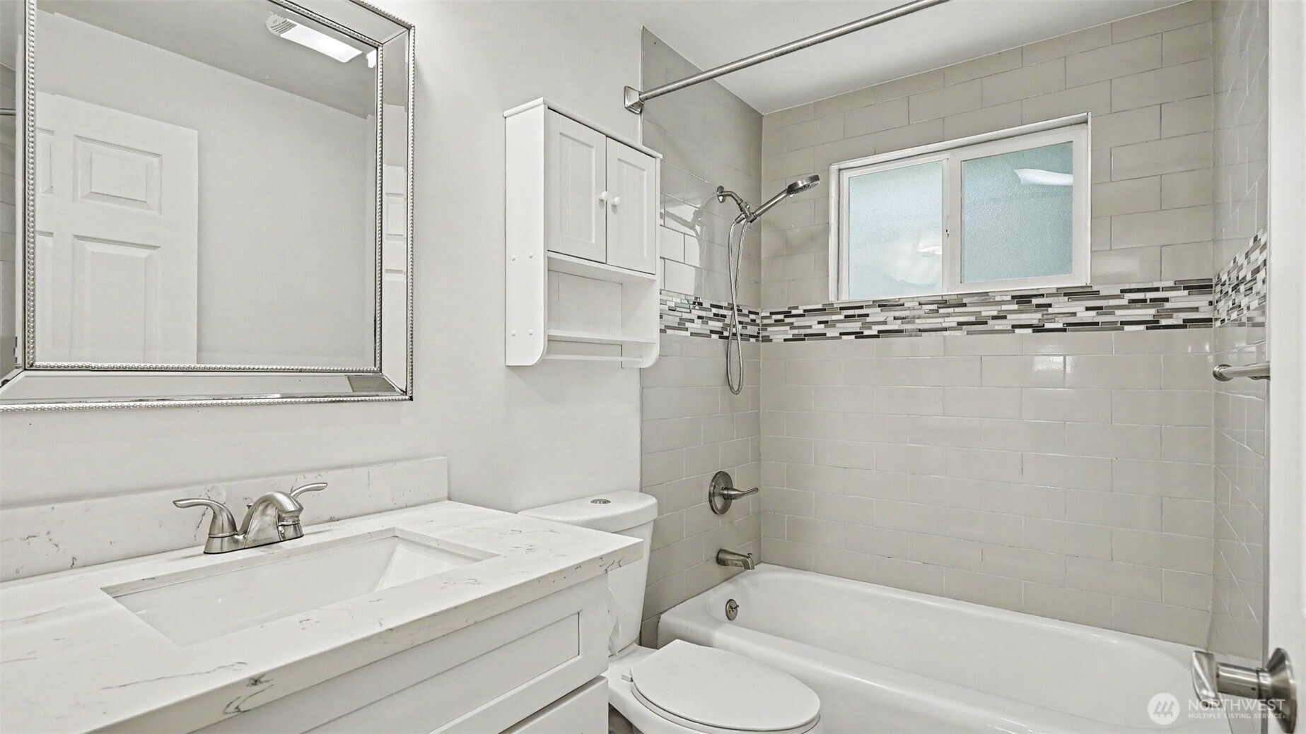 5318 193rd Place Property Photo 16