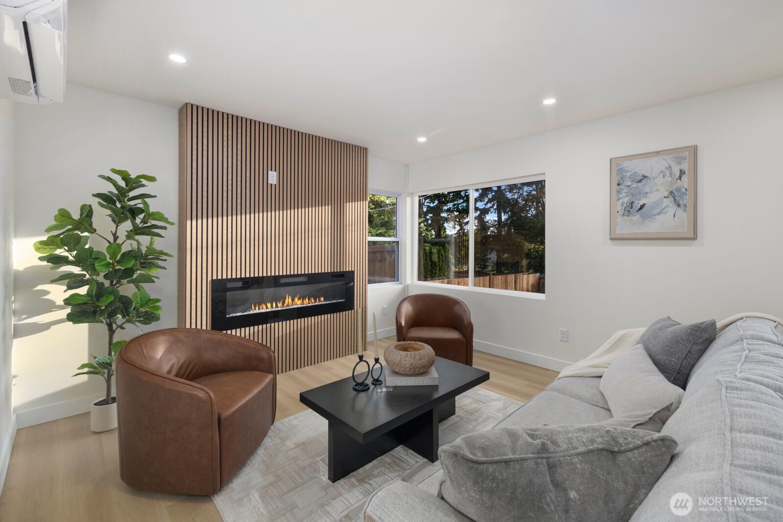 12042 5th Avenue Property Photo 7