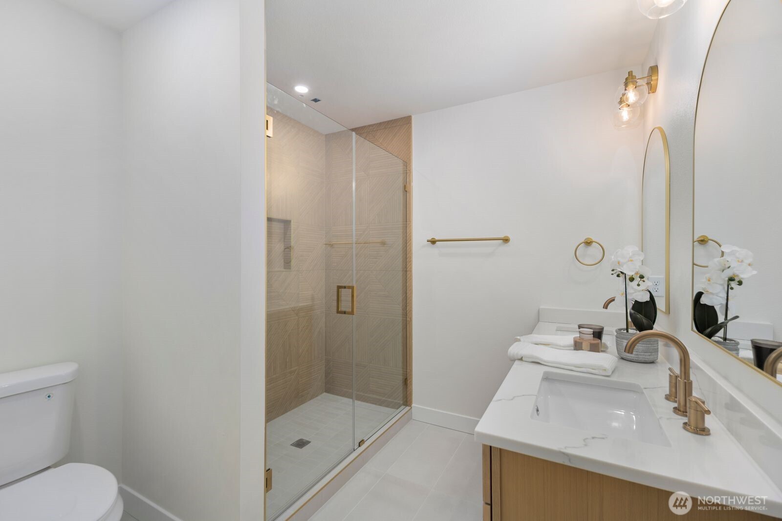 12042 5th Avenue Property Photo 16